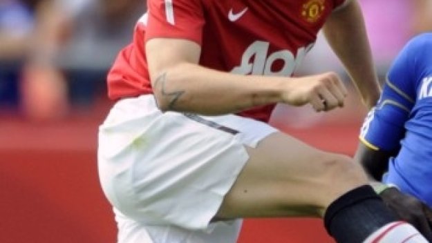 Манчестър Юнайтед продаде на Лестър двама ненужни