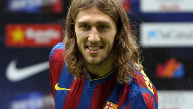 След 5 години на „Камп Ноу“ идва централен защитник