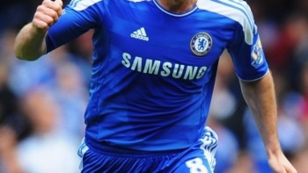 Лампард предлага брак на половинката си на яхтата на шефа