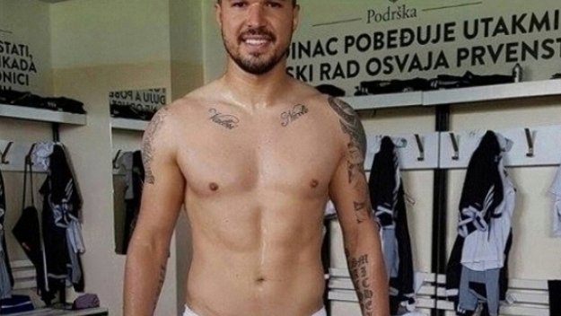 Божигол ще играе с номер 10 в Китай