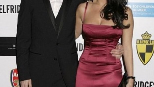 Фабрегас се раздели със смуглата Карла след 7-годишна връзка