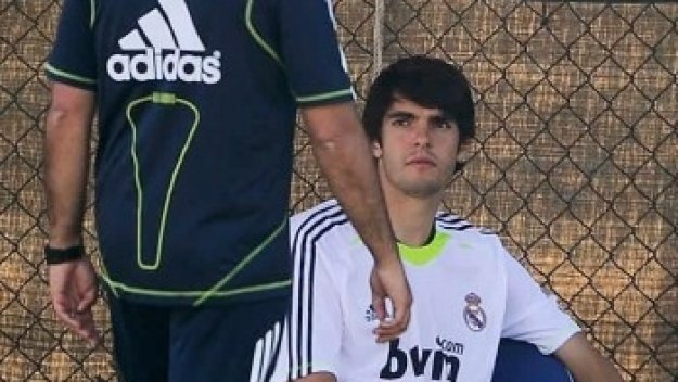 Специалния не е доволен от Кака