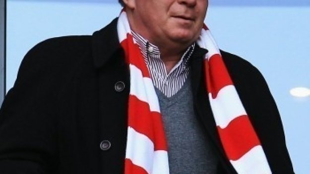 Ули Хьонес: Ще вадим пари колкото трябва