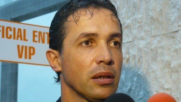 Тони Велков се закани на Левски