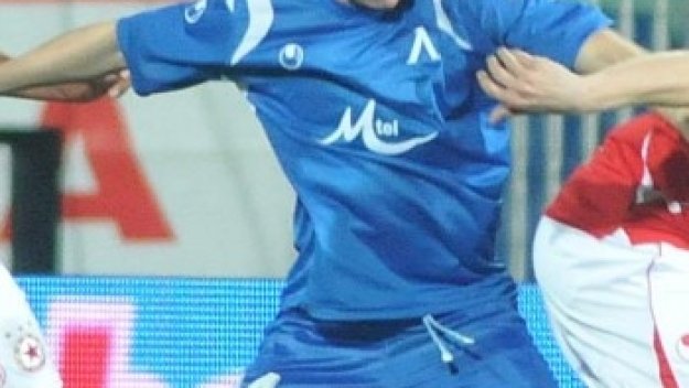 Наско Сираков предлага на ЦСКА Хичо и Сърмов