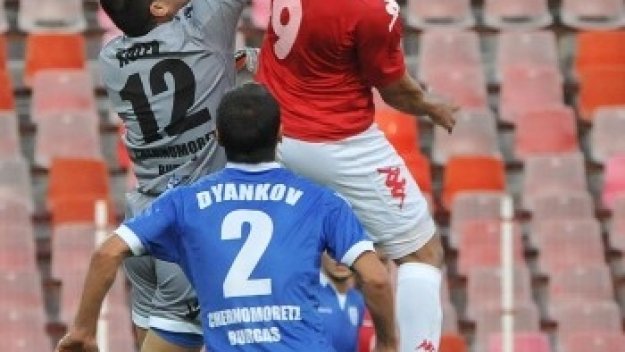 Стоян Колев гони рекорд за най-малко голове