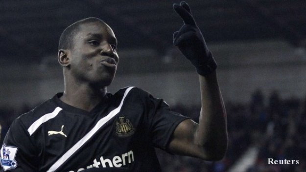 Нюкасъл удари Стоук на &quot;Британия&quot; и излезе 3-и във Висшата лига