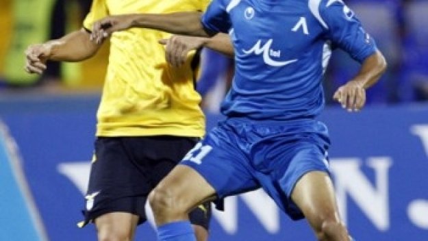 Украинци се кълнат на Левски: Плащаме за Зе