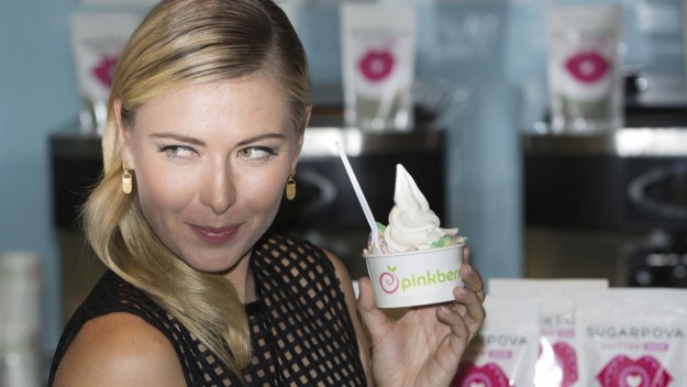 Шарапова остава най-скъпоплатената спортистка в света