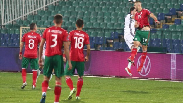 Каква е причината? Левски се отказа от национал