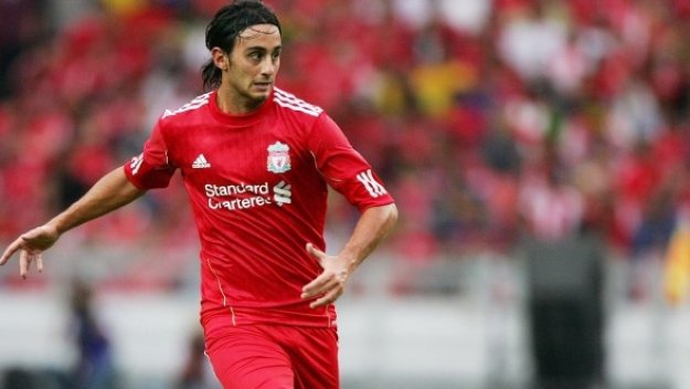 Милан се включи в битката за подписа на Акуилани