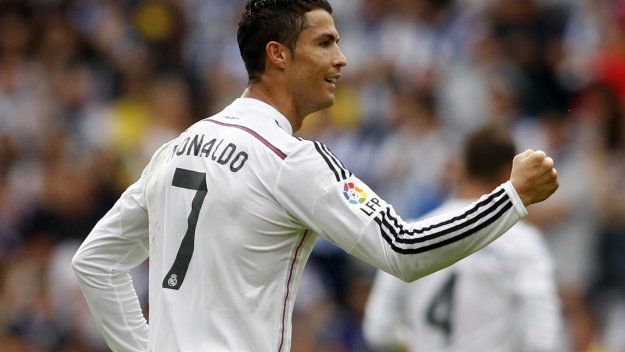 Роналдо настига Сара и Ди Стефано по хеттрици