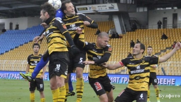 Израелец ще става &quot;пернишки чук&quot;