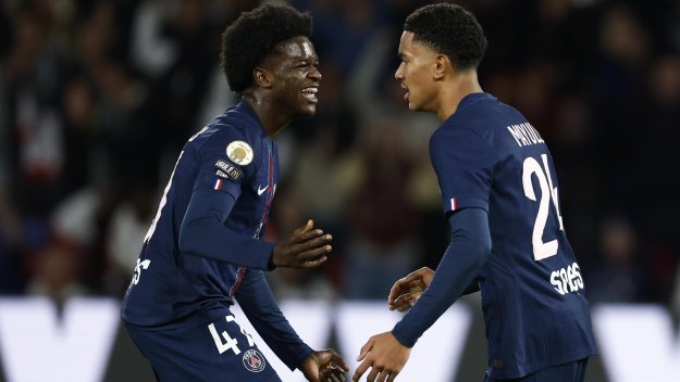 Голов трилър във Франция: ПСЖ се спаси от загуба в последните секунди 