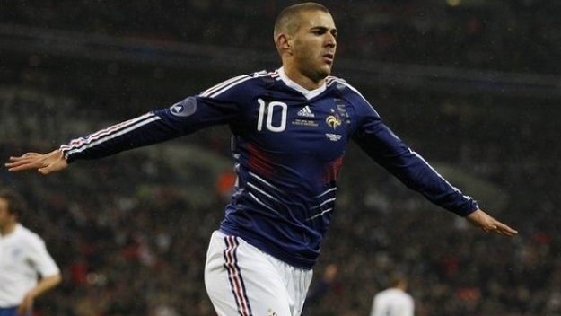 Бензема на &quot;седмото небе&quot; след успеха над Англия