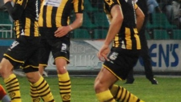 Миньор преговаря с нападател от Швеция