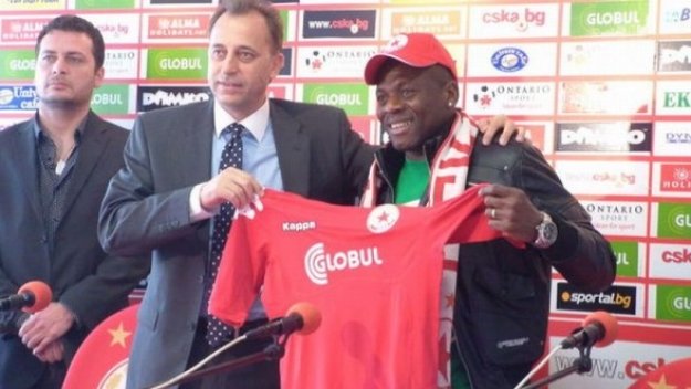 ЦСКА зашлеви Левски, представи Нджонго Присо