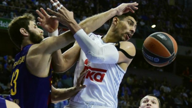Барса шокира Реал в последната секунда