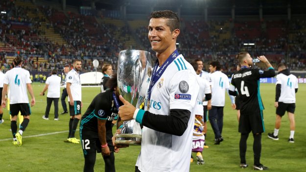 Роналдо отново издуха Меси, избраха го за номер 1 за миналия сезон