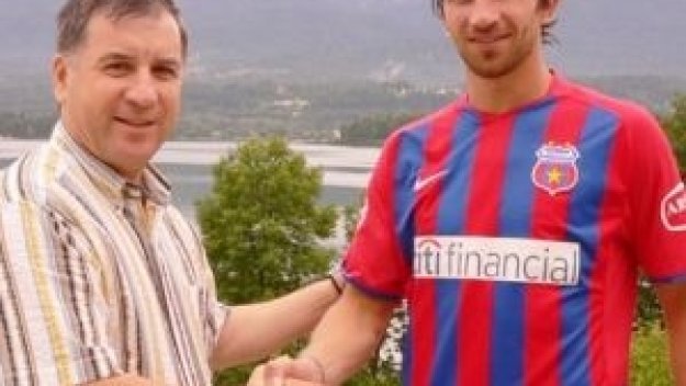 Бибишков дебютира за Стяуа срещу турци