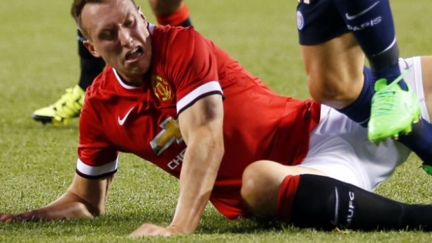 Жозе Моуриньо отряза Арсенал за Фил Джоунс