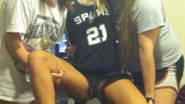 Подиграват ЛеБрон в Туитър