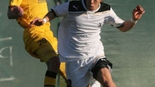 Японец подписа със Славия за 2,5 г.