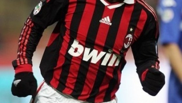 Зеедорф си тръгва от Милан