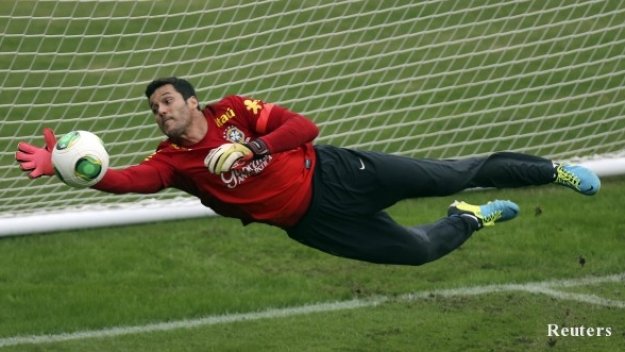 Арсенал привлича Сезар след Купата на конфедерациите