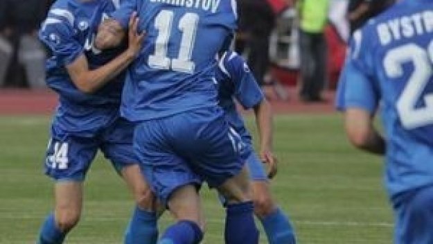 Левски ожули Санта Жулия с 5:0, чака ФК Баку