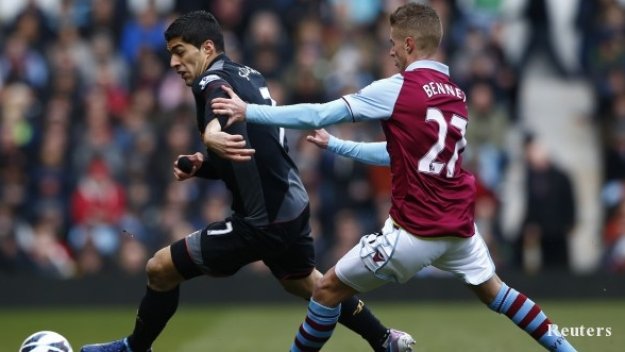 Ливърпул обърна Астън Вила