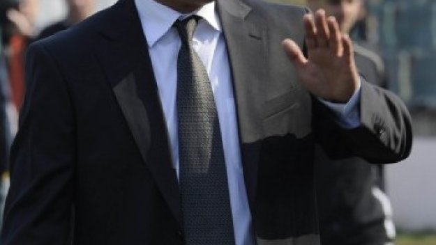 Литекс започва без Стоичков