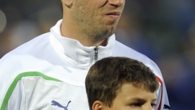 Касано отряза Волфсбург и Марсилия