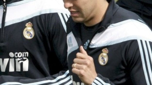 Кака потренира с останалите в Реал