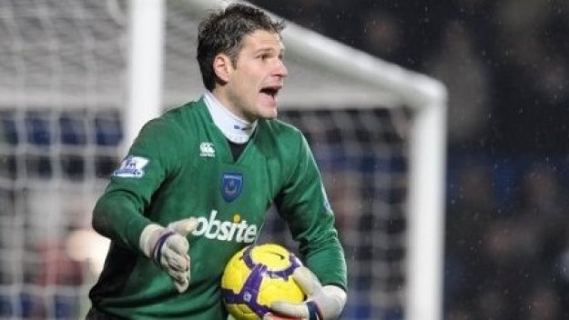 Бегович остава в Стоук, въпреки бойкота