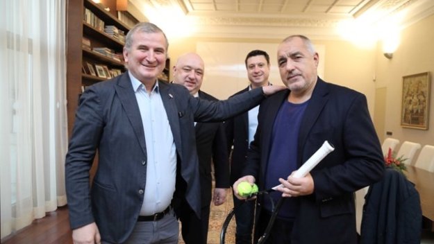 Бойко Борисов и Кралев се срещнаха с чичото на Джокович
