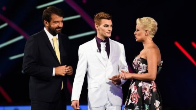 Гейчето разкрило секс-афера с Божинов е левскарче