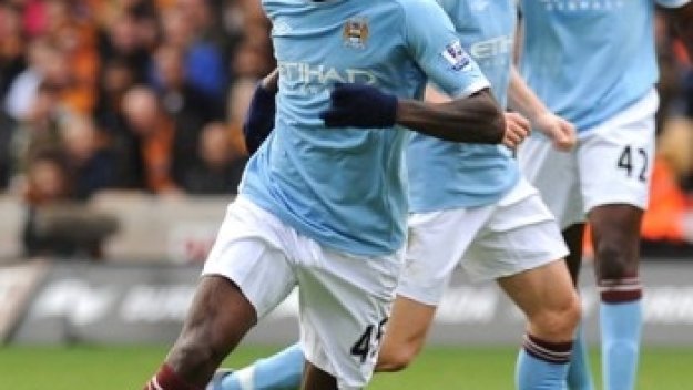 Манчини към Балотели: Използвй краката си, не устата