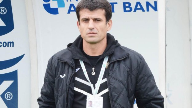Фугата остава начело на Славия