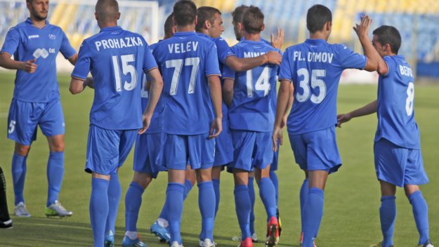 Левски с постна победа над Хасково