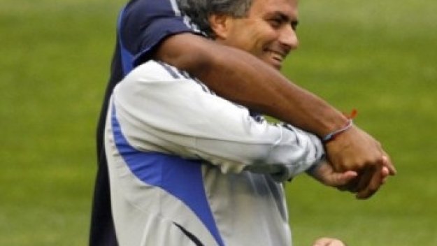 Дрогба: Челси се нуждае от Моуриньо, може отново да работя с него