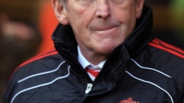 Крал Кени: Съчувствам на Фулъм