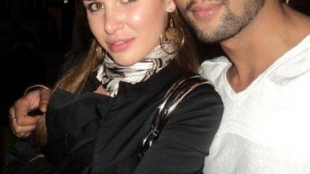 Бившата жена на Данчо Тъча заби индийски актьор