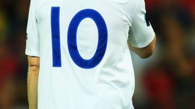 Руни пропуска мача с Швейцария заради личните си проблеми