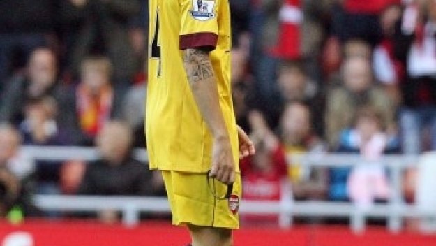 Фабрегас оптимист за контузията си