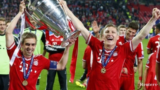 Швайни поздрави Лам за юбилейния мач №100