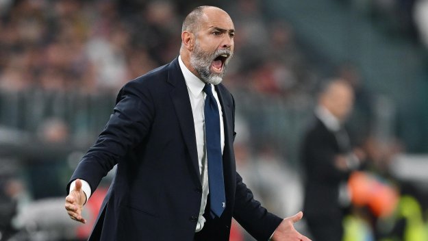 Юве се огледа в треньора на колос