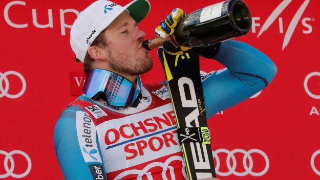 Янсруд ги би във Вал Д'Изер и се изравни с Хиршер на върха