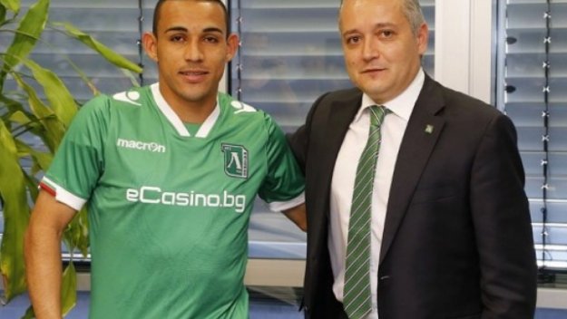 Звезда на Лудогорец отказа трансфер в чужбина, остава в Разград