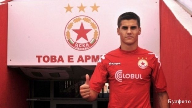 На &quot;Армията&quot; доволни от Крачунов